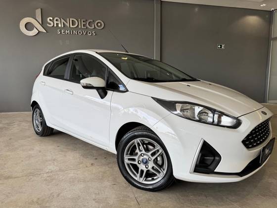 FORD FIESTA 1.6 TI-VCT FLEX SEL MANUAL FORD FIESTA 1.6 TI-VCT FLEX SEL MANUAL
